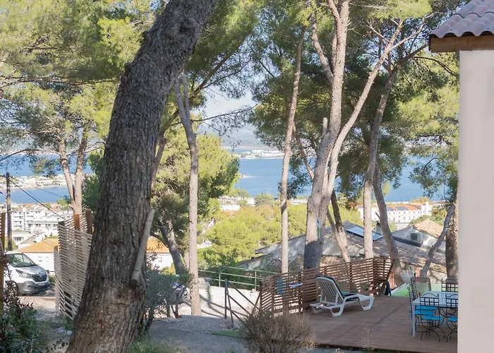 Lägenhet Vue Panoramique Au Mont St Clair *