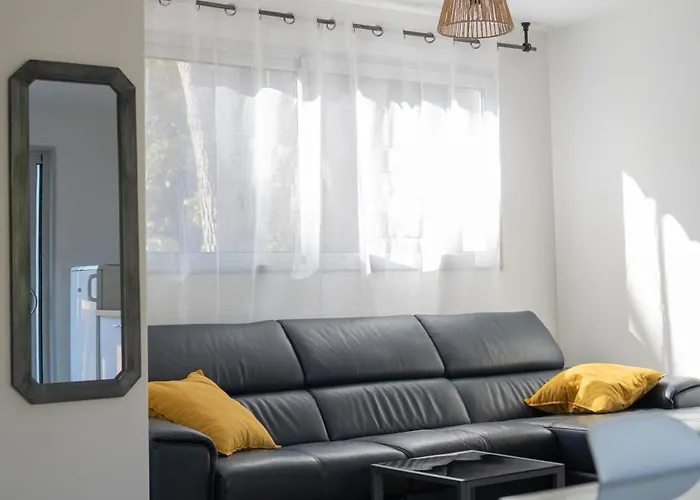 Διαμέρισμα Vue Panoramique Au Mont St Clair Σετ